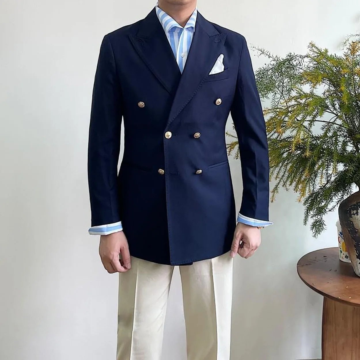 Costume homme mariage 2025 – Blazer ajusté luxe avec bouton or